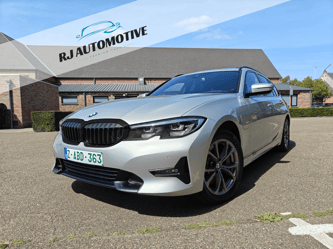 BMW 330e a